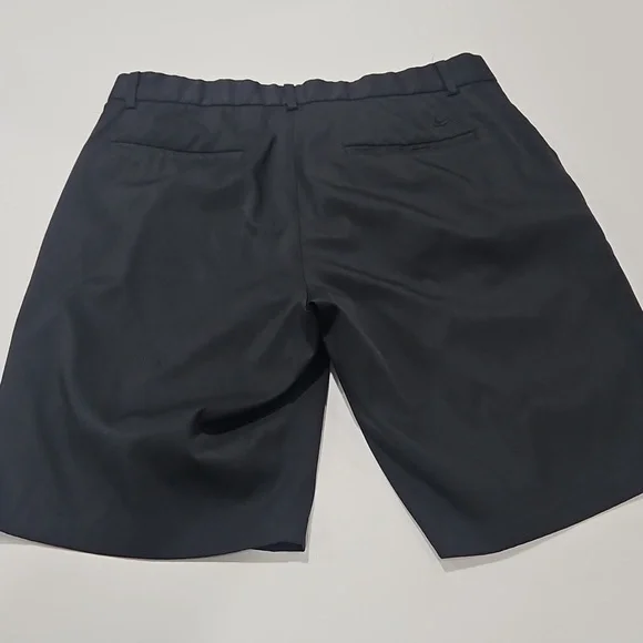 Nike Golf ⛳️ Men's Classic Black Shorts SZ 32" - Picture 2 of 4